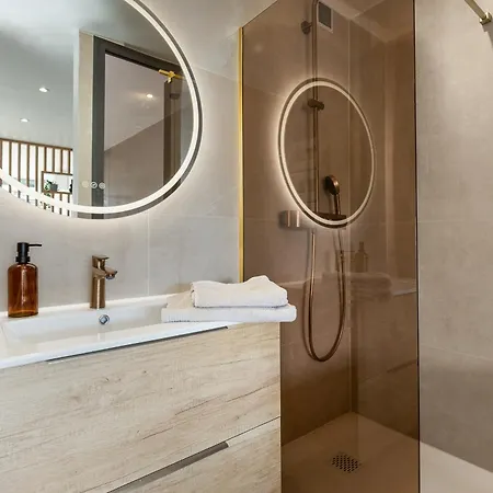 Free Life Heliopolis * Agde