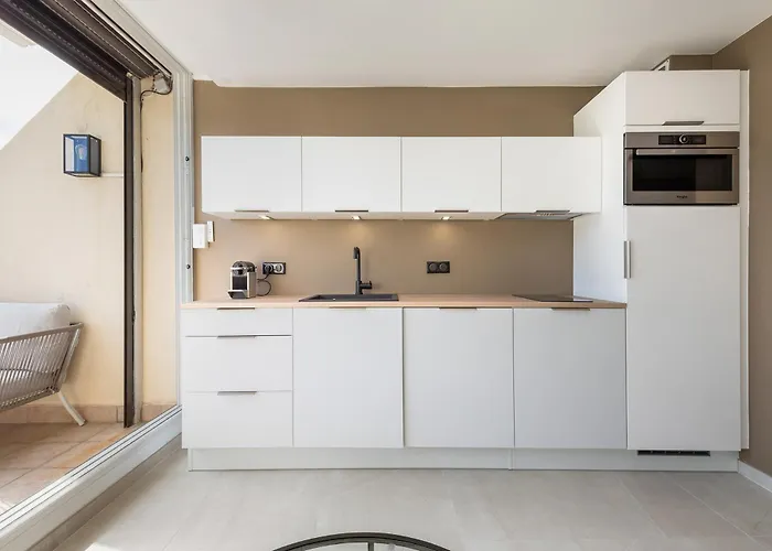 Free Life Heliopolis شقة